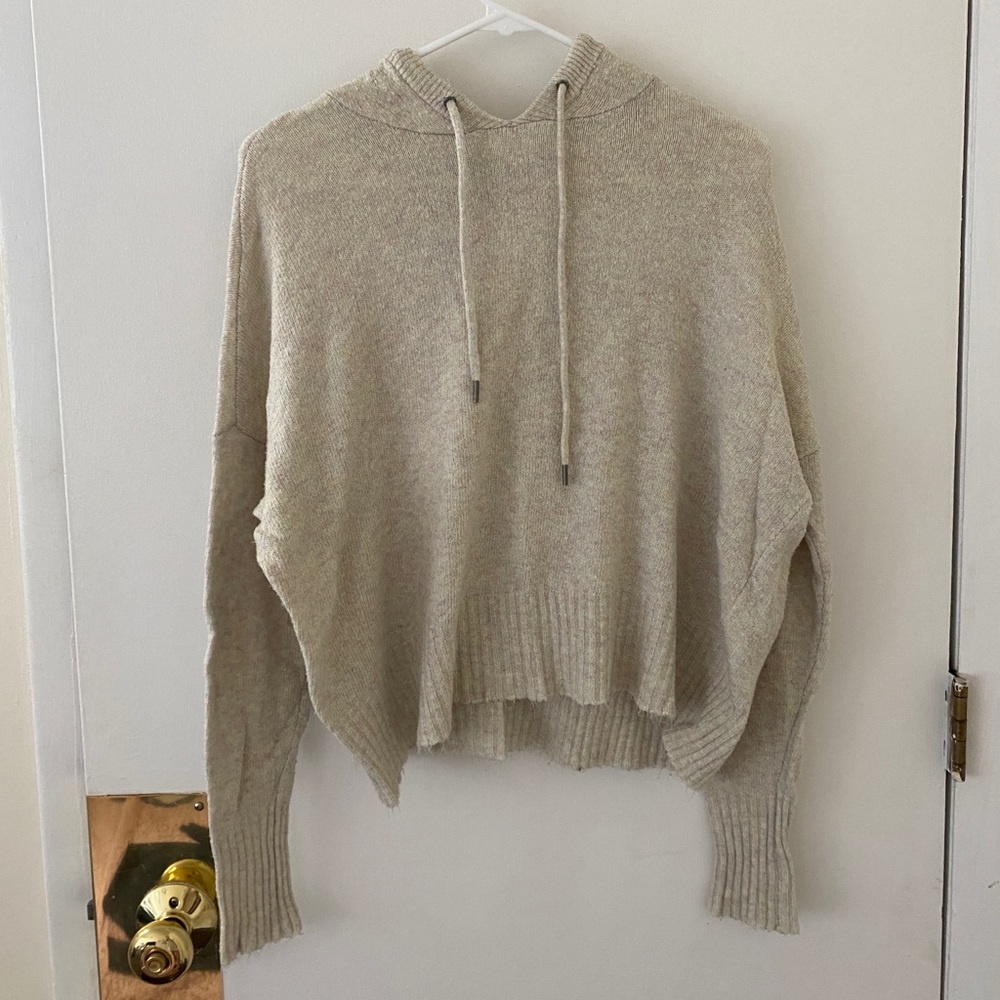 American Eagle women’s sweater hoodie size s.